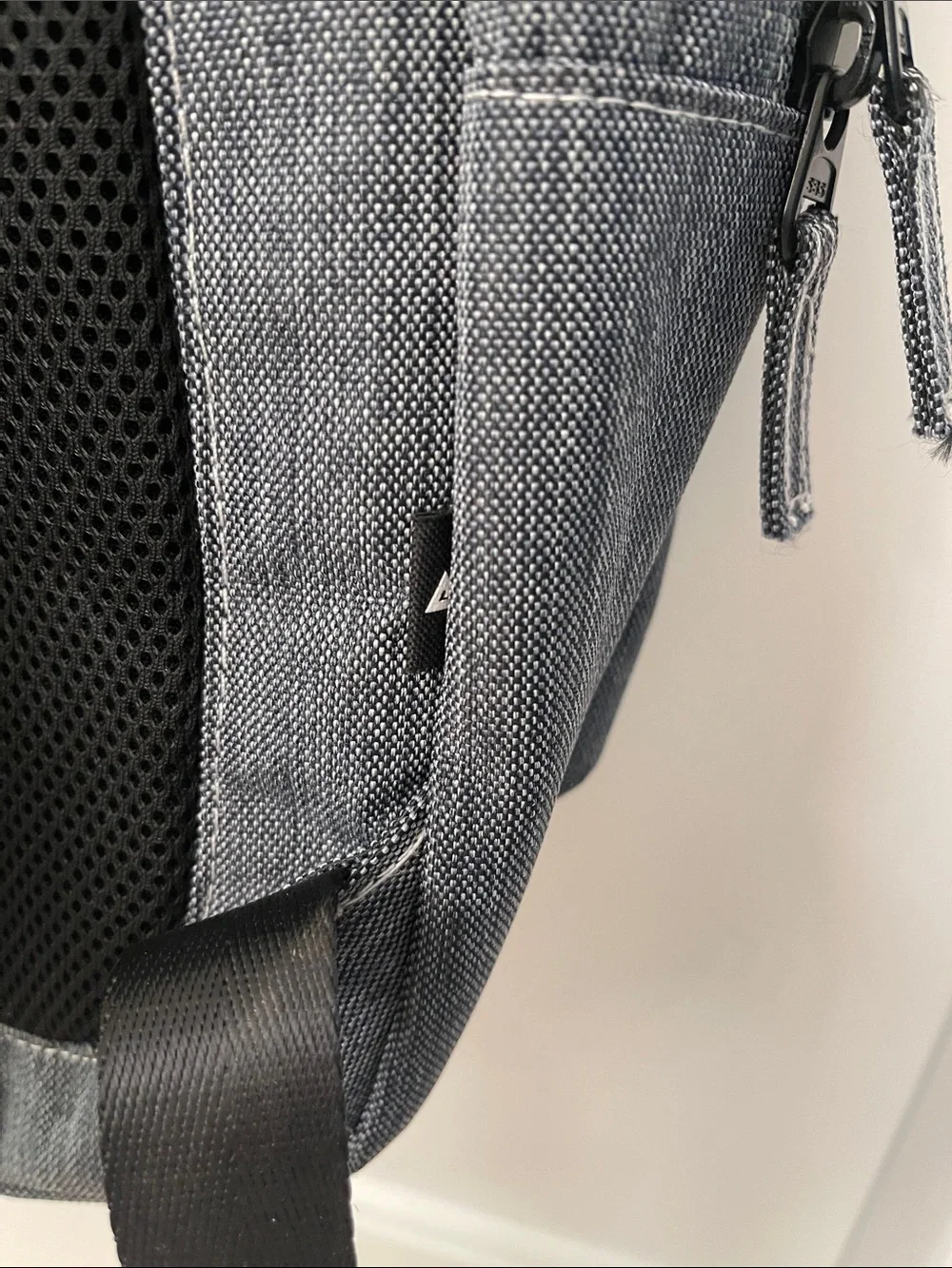 RAREFORM California Men's Black Backpack with Red and Blue Speckle Pattern